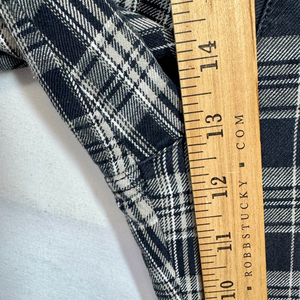 Vans Plaid Shorts Skateboard Casual Comfy Everyday Wear Size 36 Y2K - Picture 4 of 6